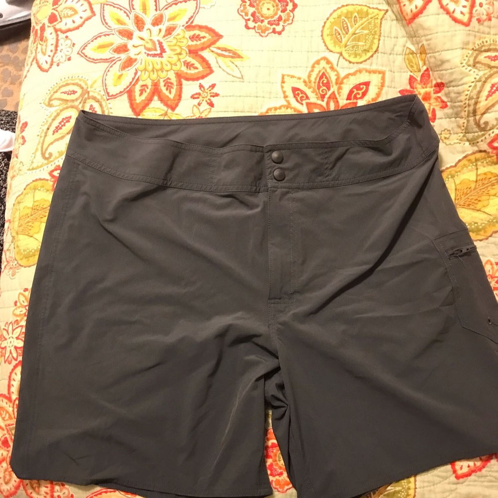 LL Bean ladies water shorts in excellent shape.
